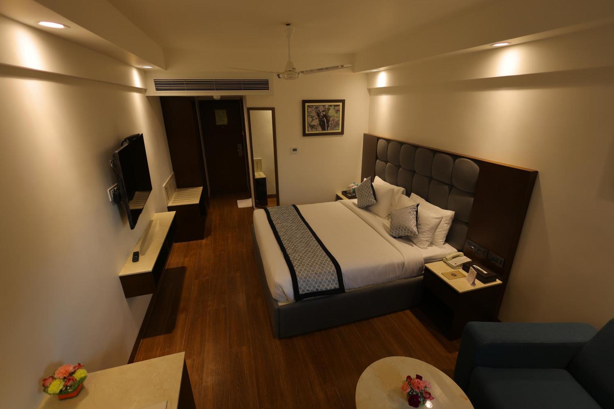 Ramee Guestline होटल 3*