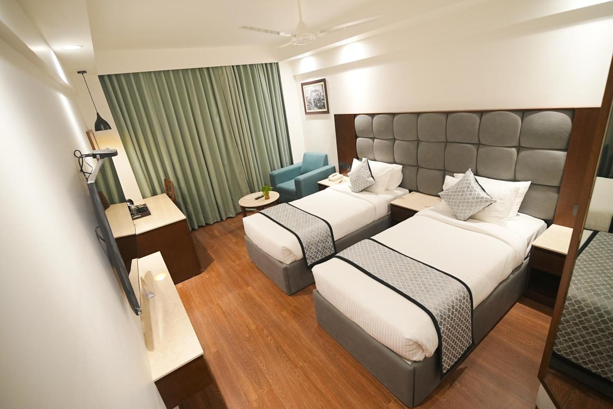 Ramee Guestline 3*