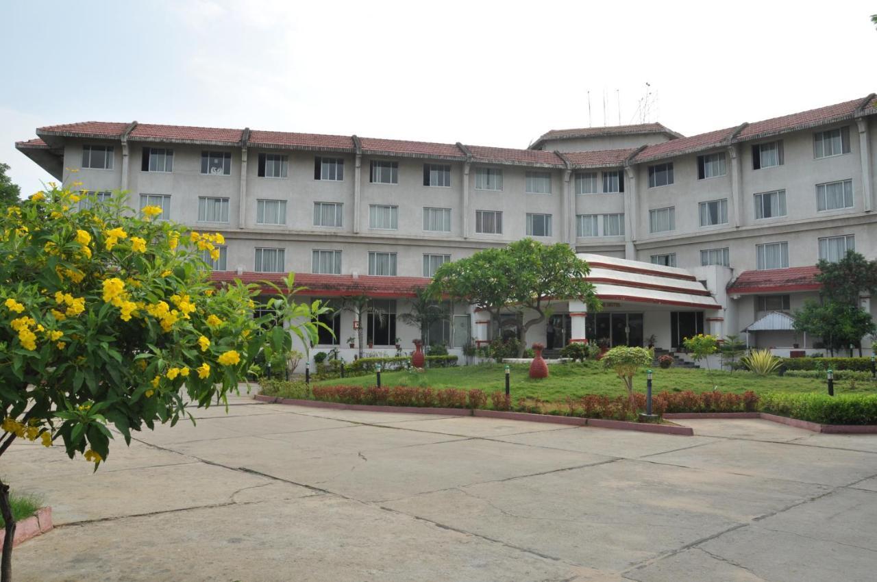 Ramee Guestline होटल Tirupati